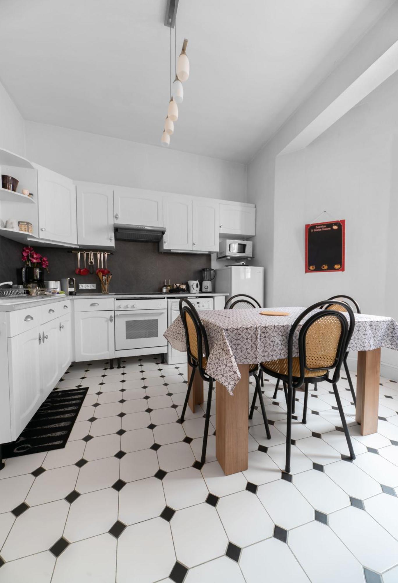 Le Lasteyras - Appartement Charmant En Centre Ville Vichy Extérieur photo