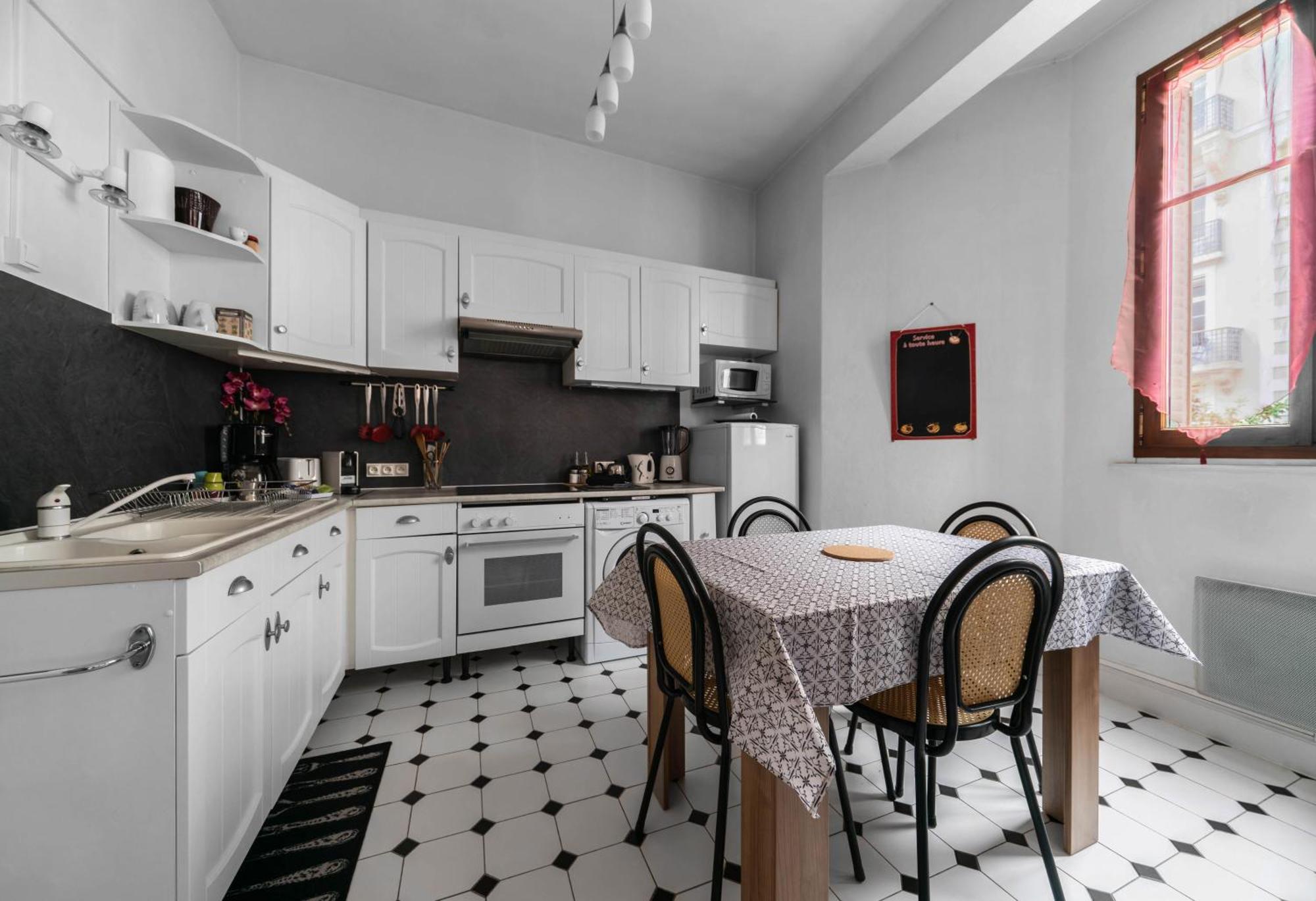 Le Lasteyras - Appartement Charmant En Centre Ville Vichy Extérieur photo